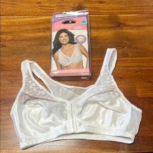 EXQUISITE FORM 9600565 Women's Fully Lace Posture Support Bra Front Closure